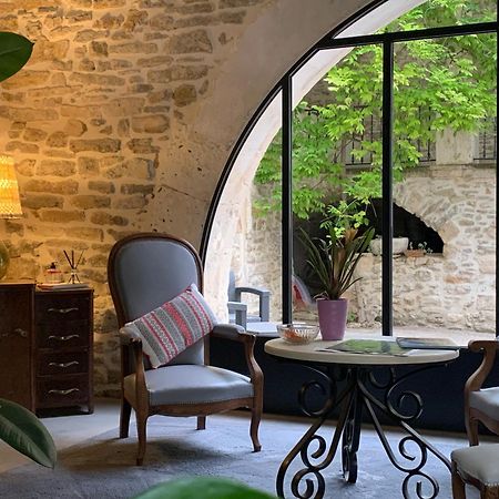 Saint-Julien-de-Peyrolas Domaine Forvent B&B 외부 사진